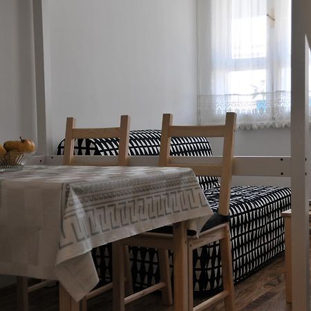Apartment In The City Center Belgrado Exterior foto